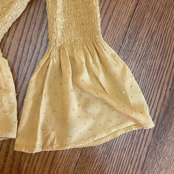 Boho Cottagecore Smocked Peplum Top Mustard Yellow Bell Sleeves Size Small - Picture 5 of 6